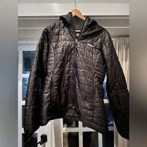 Patagonia nano puff hoody jacket!